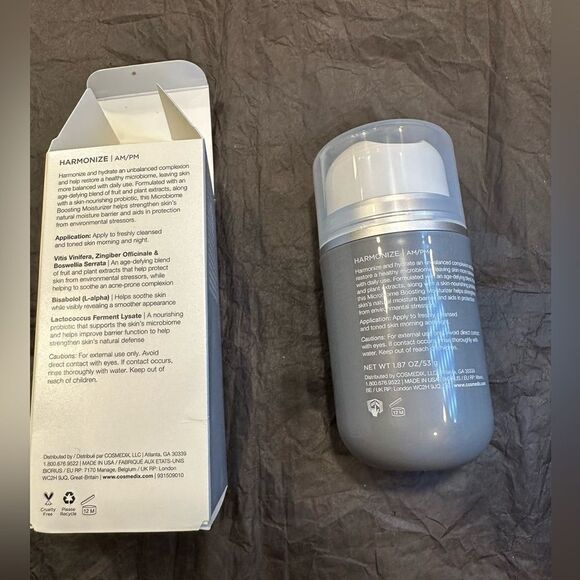 COSMEDIX Harmonize Microbiome Boosting Moisturizer 1.87oz/60ml - Picture 3 of 6